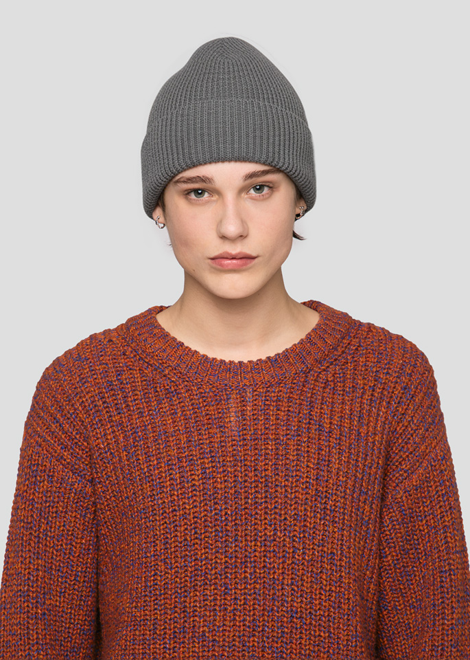 SEVEN GAUGE BEANIE IN LANA MERINOS GRIGIO