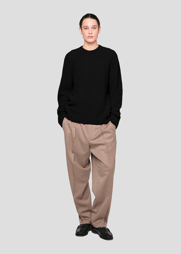 SEVEN GAUGE: BOUCLET CREWNECK SWEATER BLACK