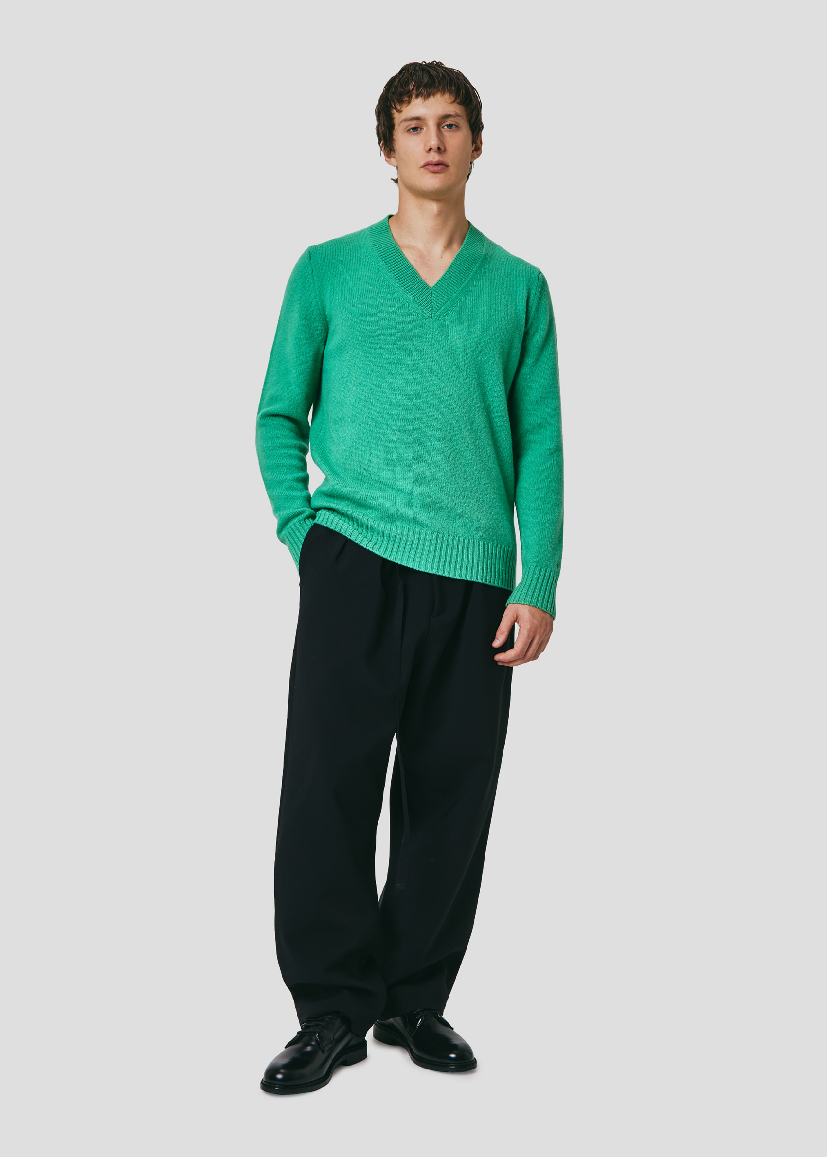 SEVEN GAUGE: V-NECK SWEATER FELCE