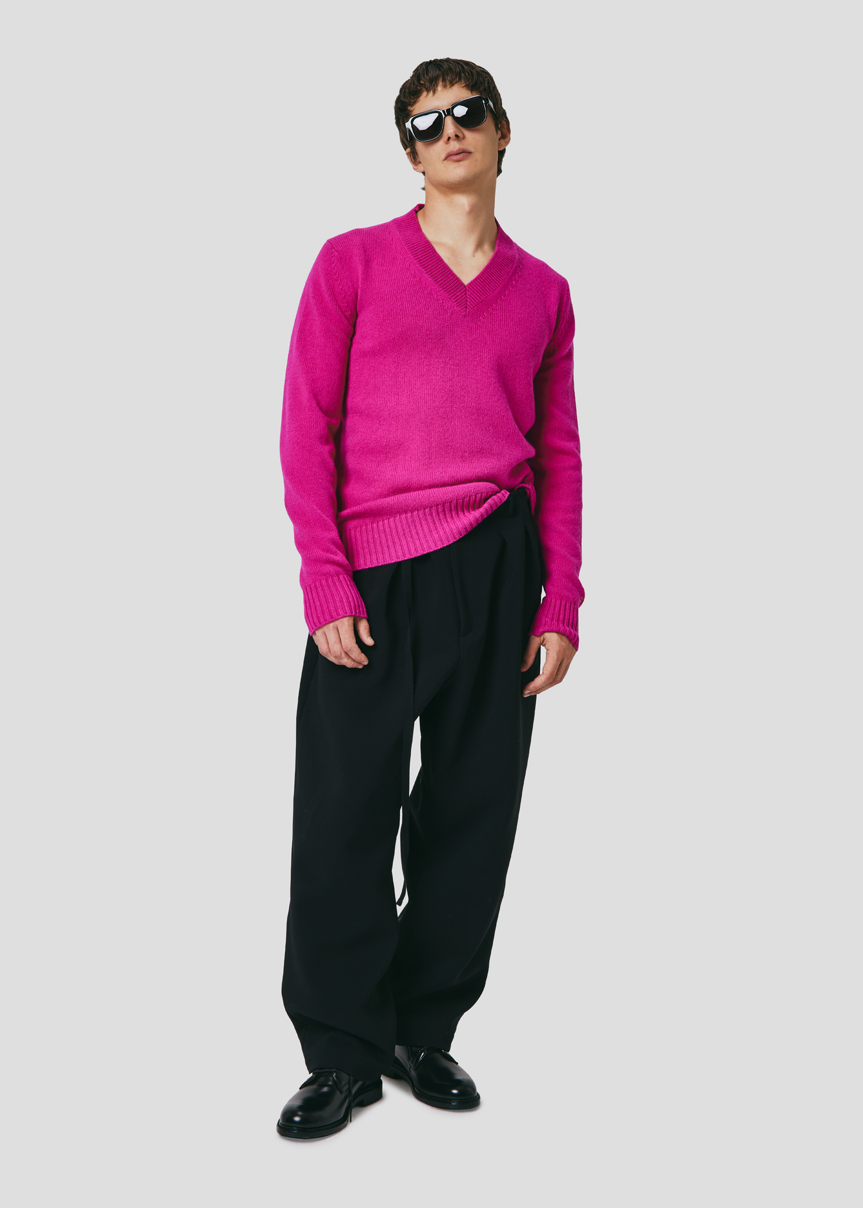 SEVEN GAUGE: MAGLIA SCOLLO A V IN LANA FUCSIA
