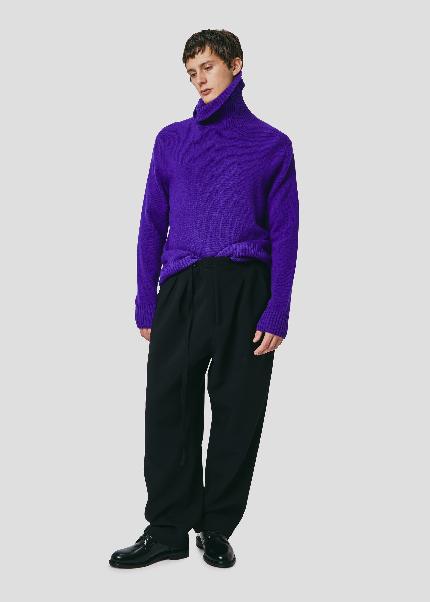 SEVEN GAUGE: MAGLIA COLLO ALTO IN LANA VIOLA