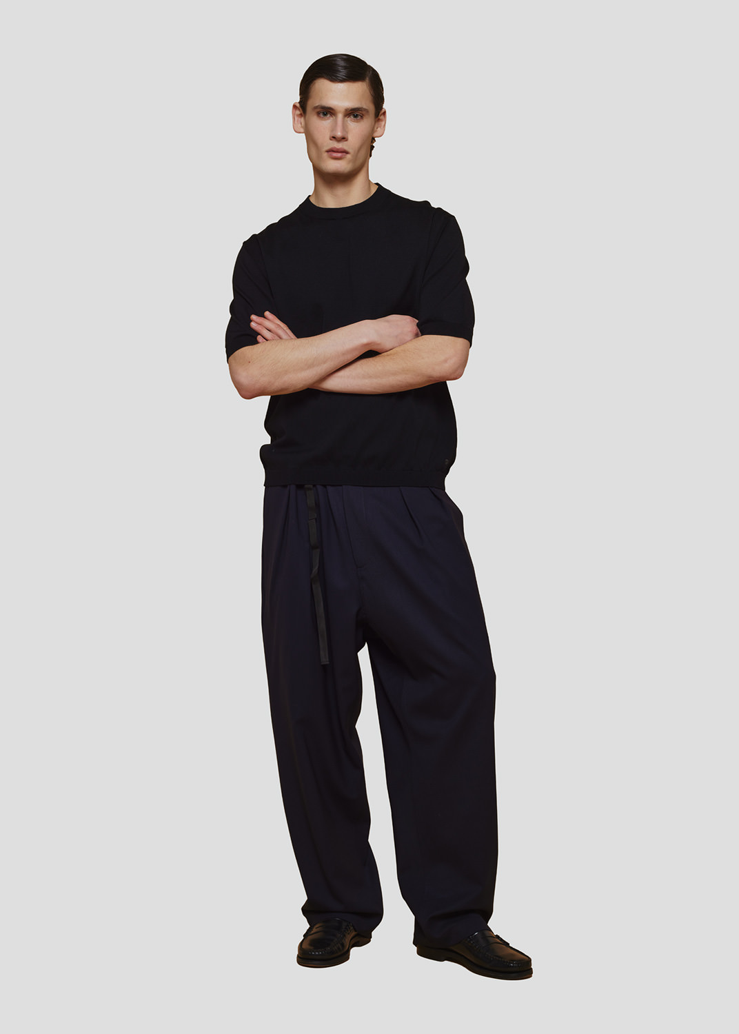 SEVEN GAUGE PULLOVER GIROCOLLO IN COTONE LEGGERO M/C NERO