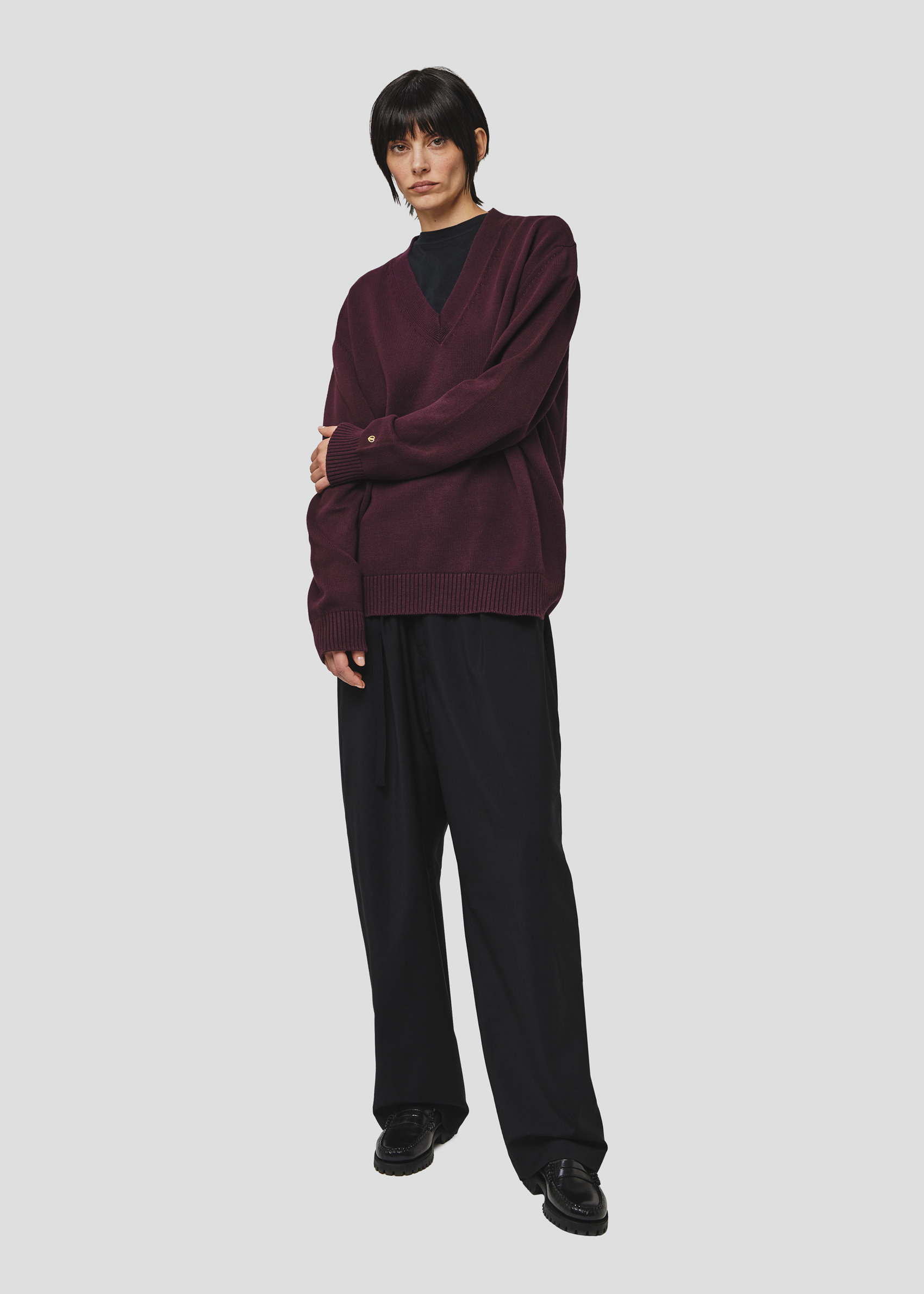 SEVEN GAUGE: PULLOVER SCOLLO IN COTONE AMARONE