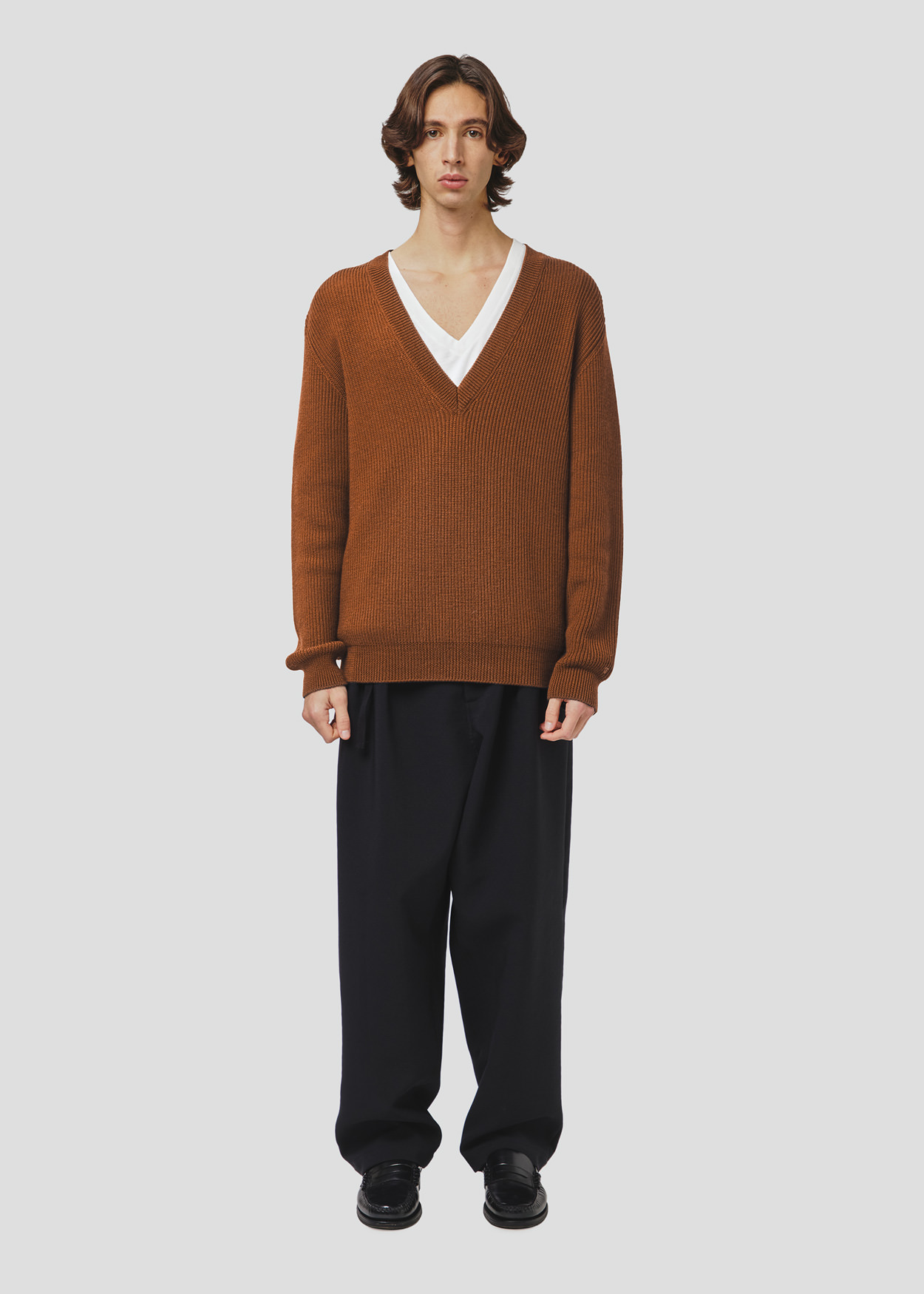 SEVEN GAUGE: MAGLIA COSTA INGLESE SCOLLO V LANA NOCCIOLA