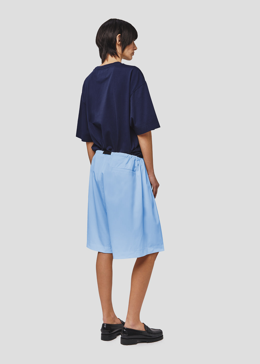 SEVEN GAUGE: BERMUDA IN FRESCO LANA AZZURRO