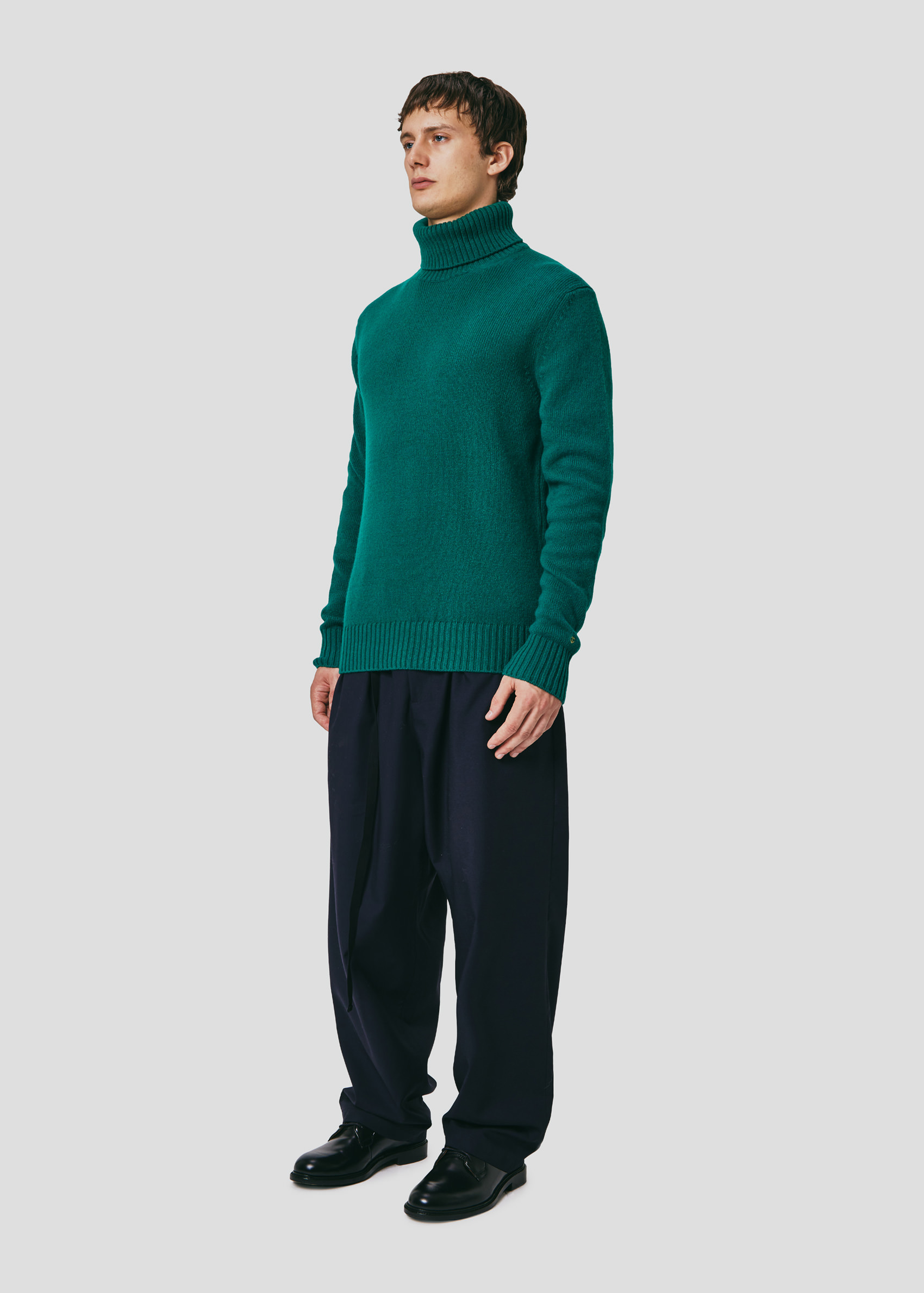 SEVEN GAUGE: MAGLIA COLLO ALTO IN LANA VERDE