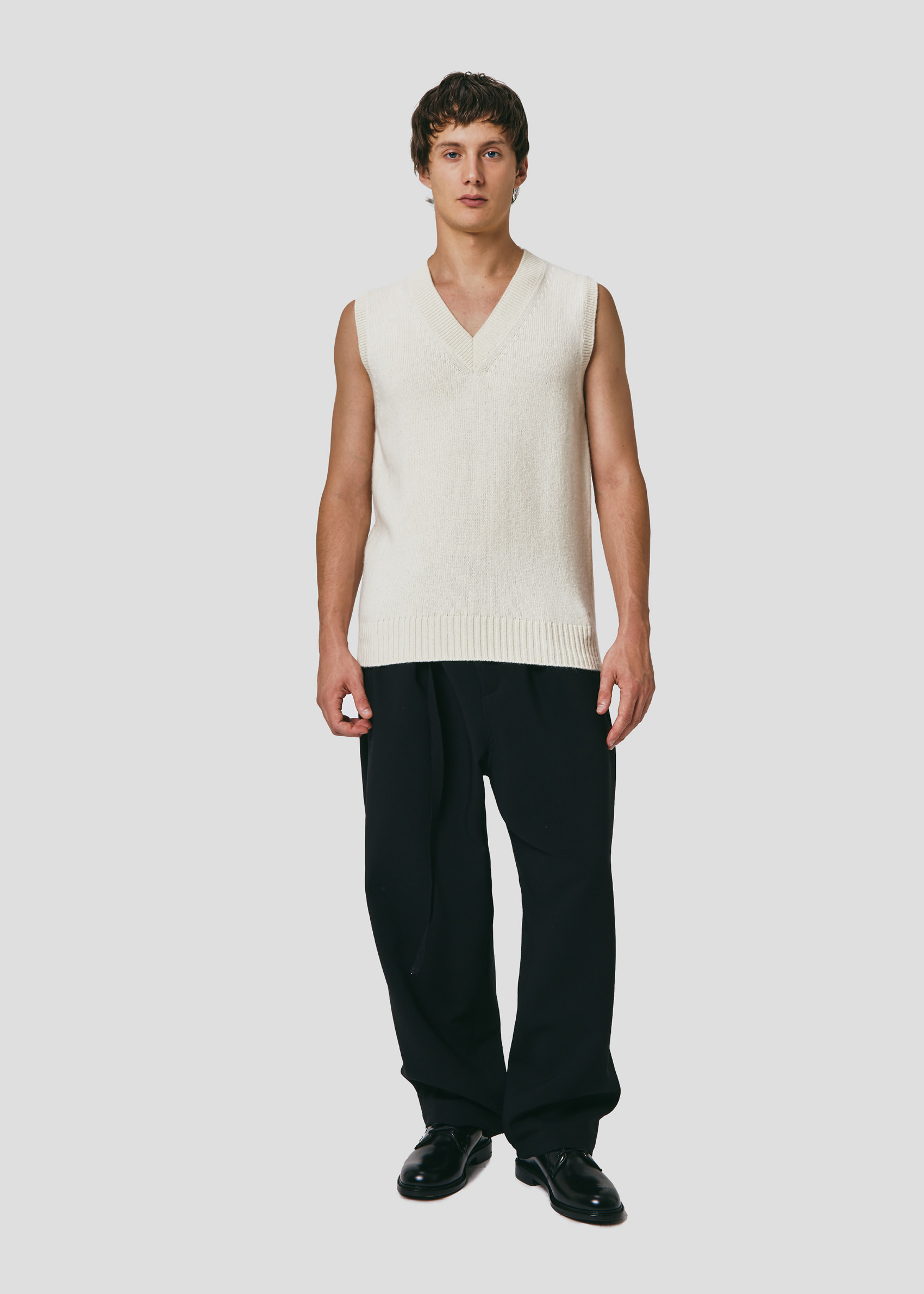 SEVEN GAUGE: VEST SWEATER PANNA