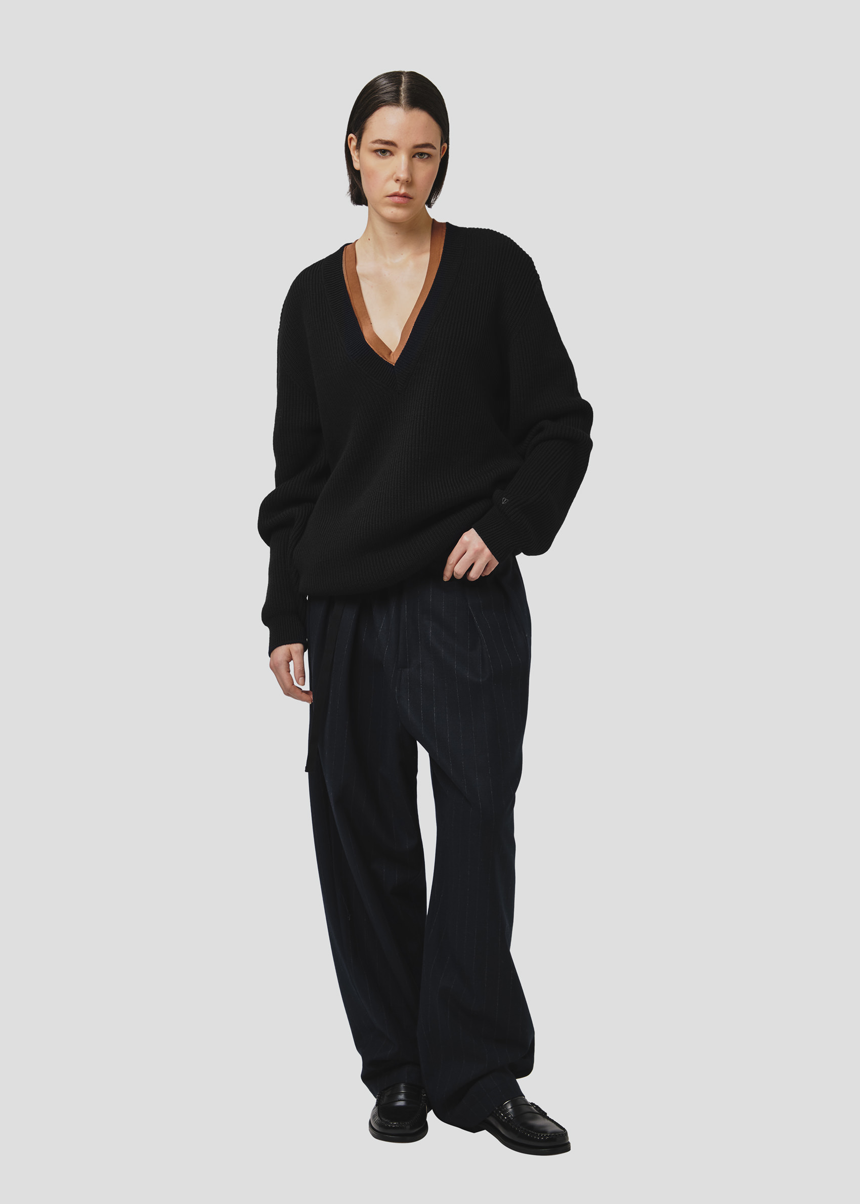 SEVEN GAUGE: MAGLIA COSTA INGLESE SCOLLO V LANA NERO