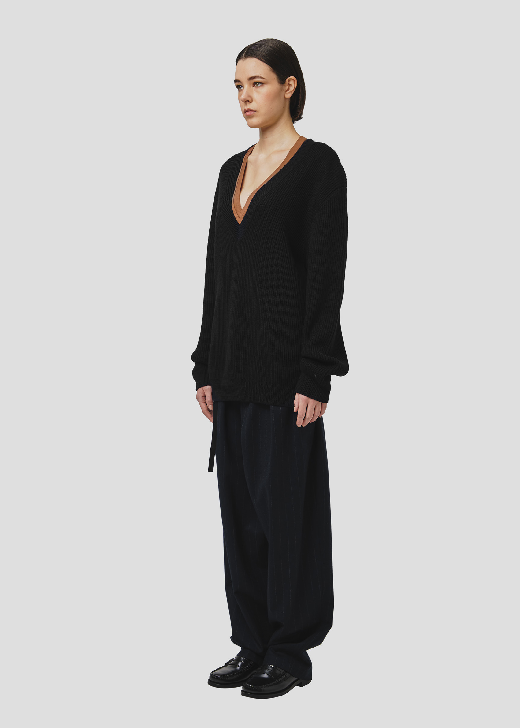 SEVEN GAUGE: MAGLIA COSTA INGLESE SCOLLO V LANA NERO