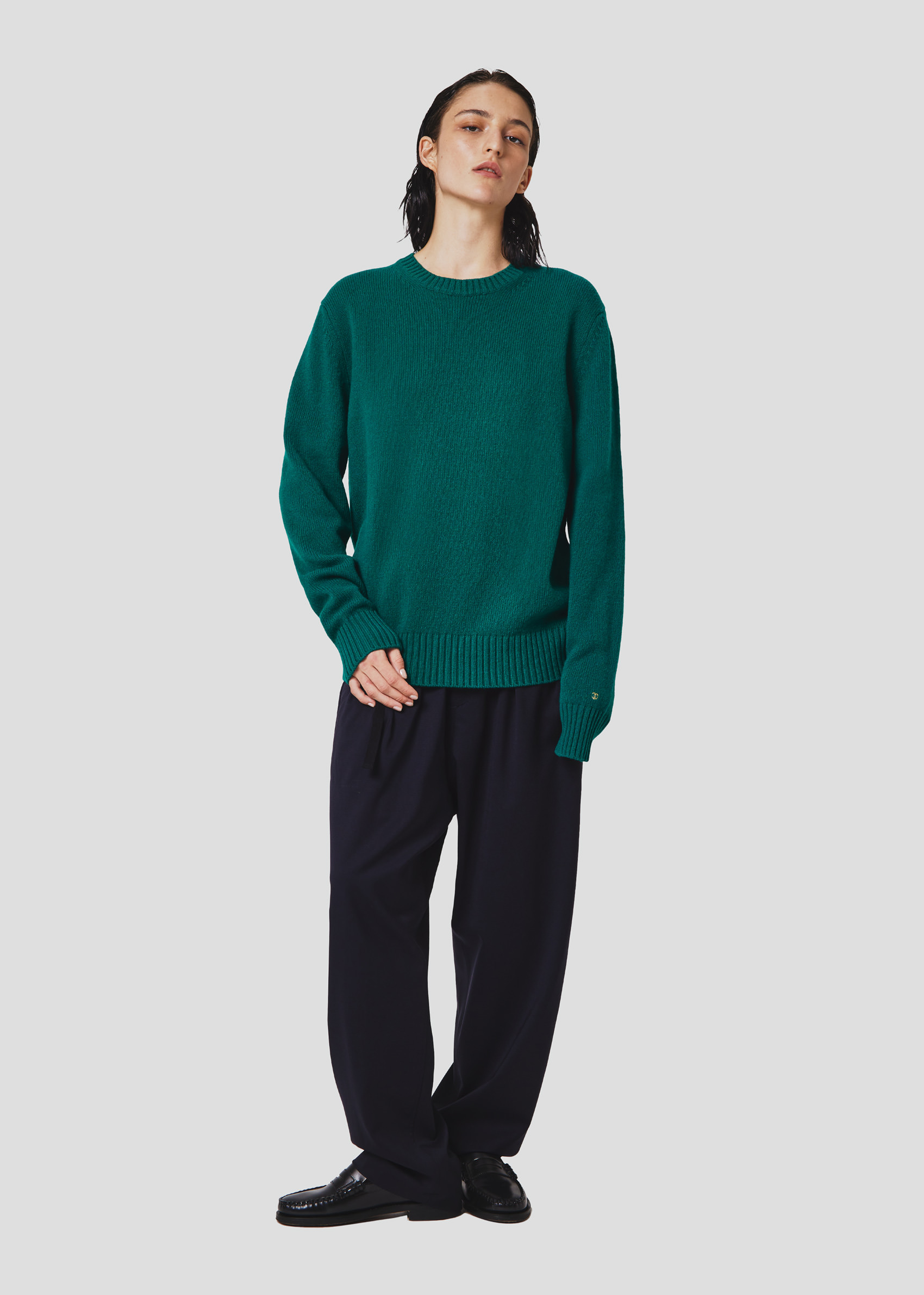 SEVEN GAUGE: CREW NECK SWEATER GREEN