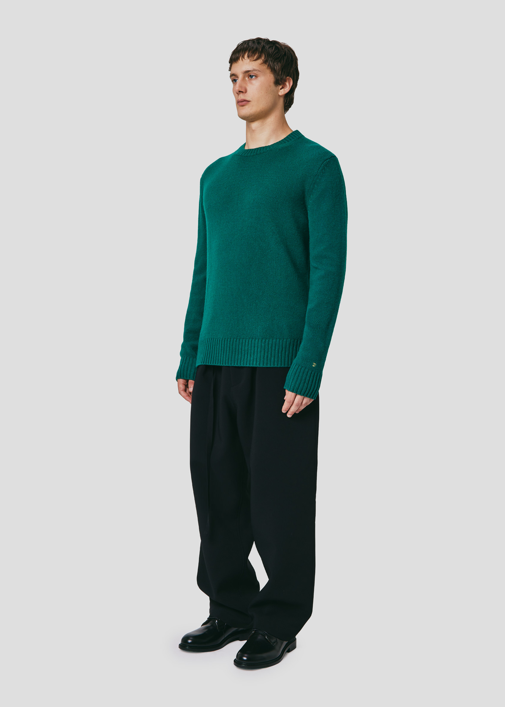 SEVEN GAUGE: CREW NECK SWEATER GREEN