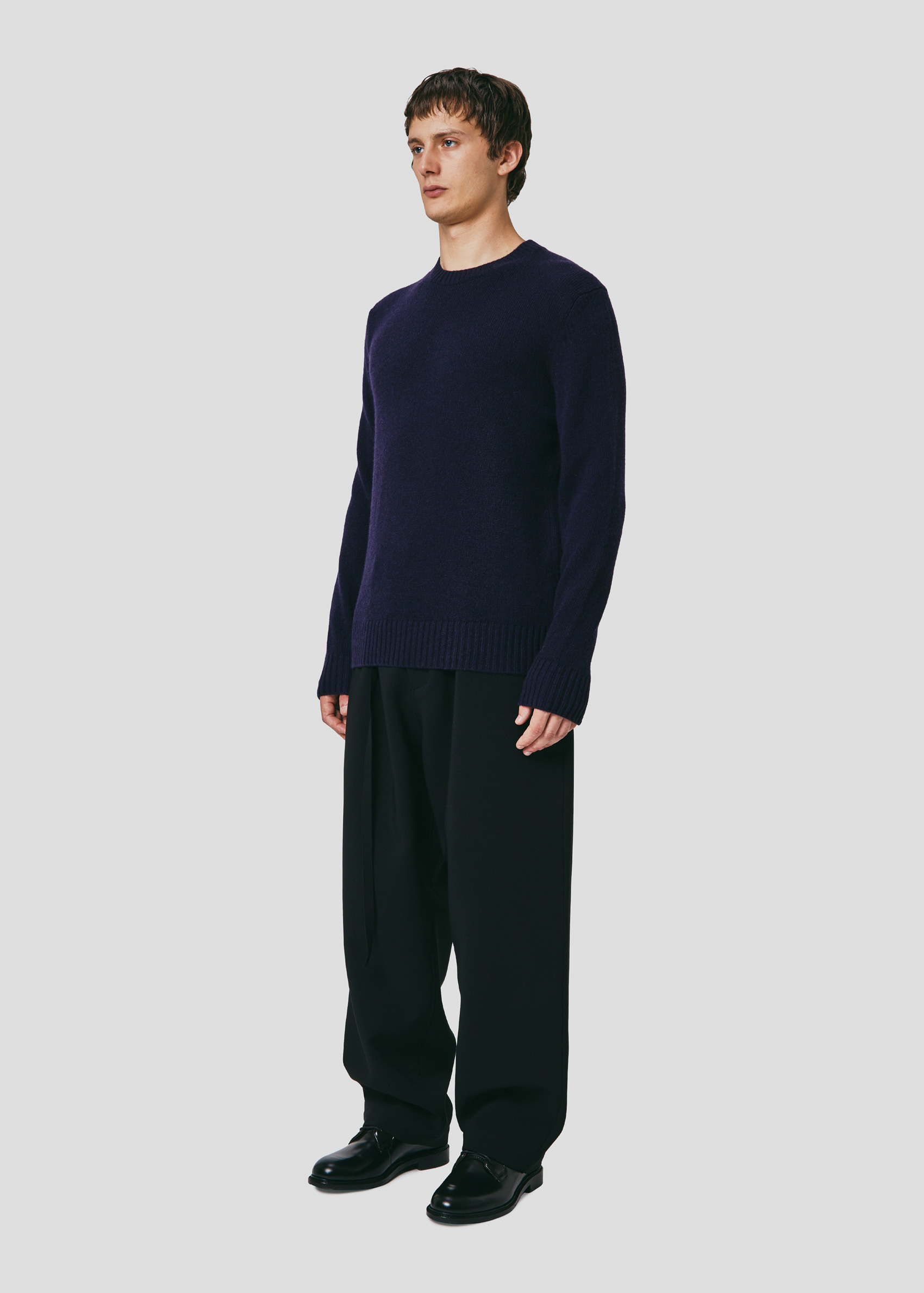 SEVEN GAUGE: CREW NECK SWEATER BLUE
