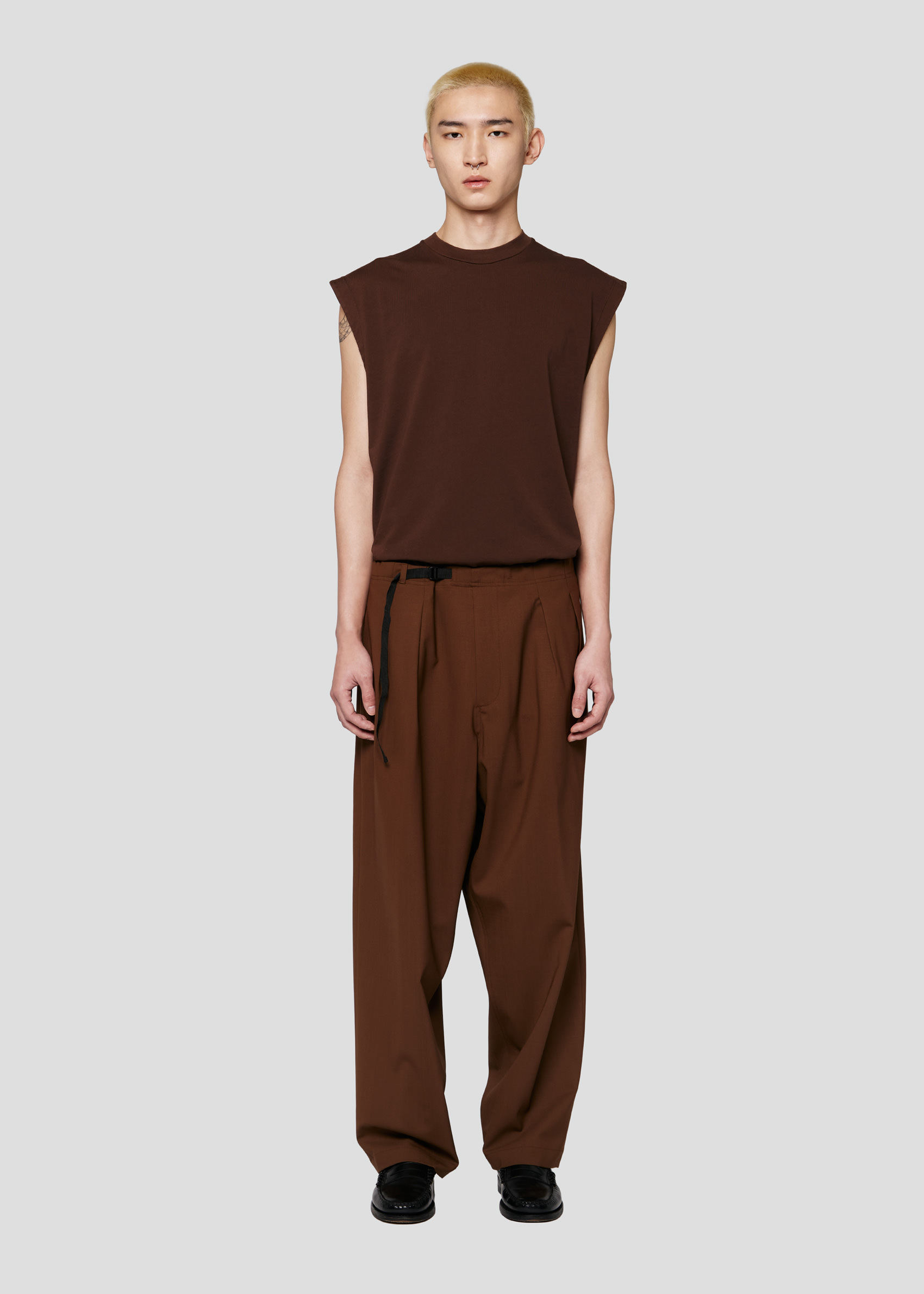 SEVEN GAUGE: TROUSERS TROPICAL WOOL BROWN