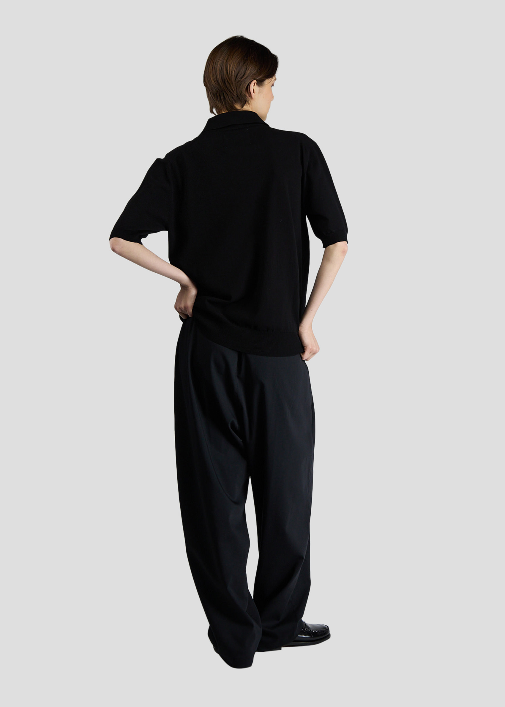 SEVEN GAUGE: CREPE POLO SHORT SLEEVE BLACK