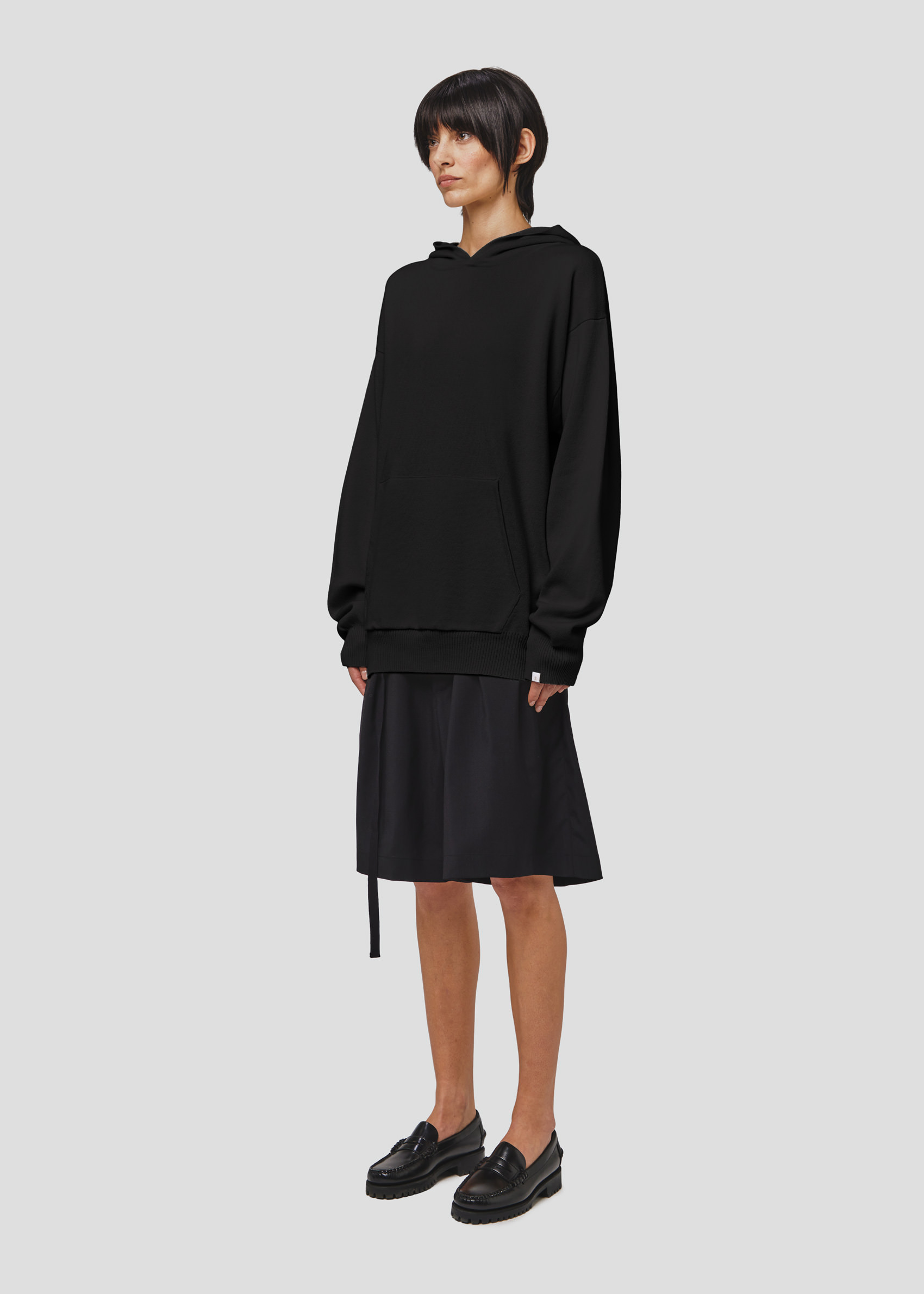 SEVEN GAUGE: MAGLIA CON CAPPUCCIO IN COTONE LANA NERO