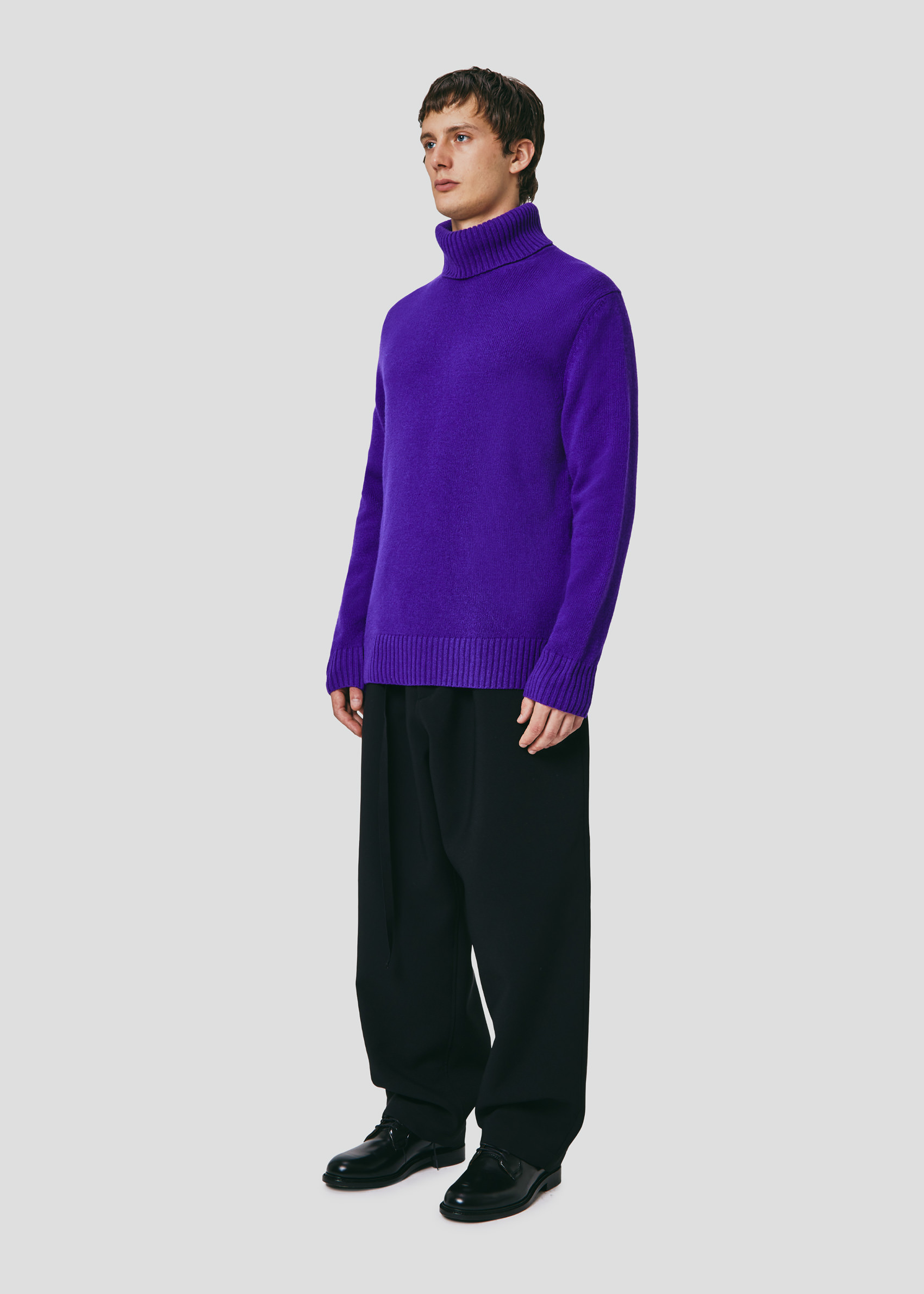 SEVEN GAUGE: MAGLIA COLLO ALTO IN LANA VIOLA
