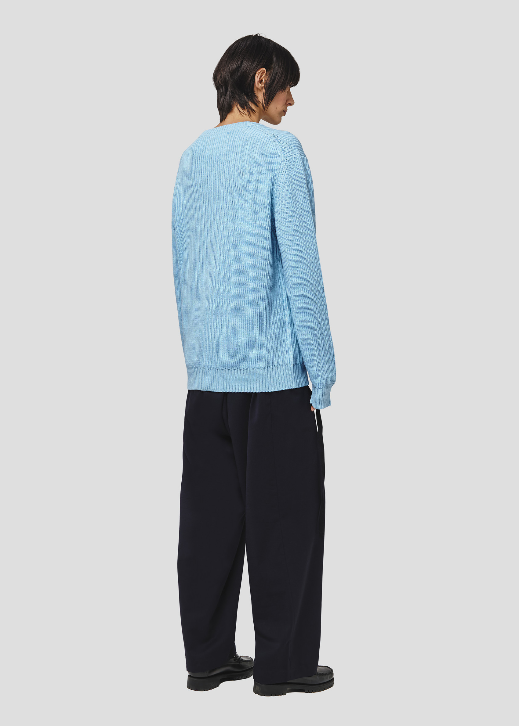 SEVEN GAUGE: WOOL COTTON CREW NECK ENGLISH RIB LIGHT BLUE