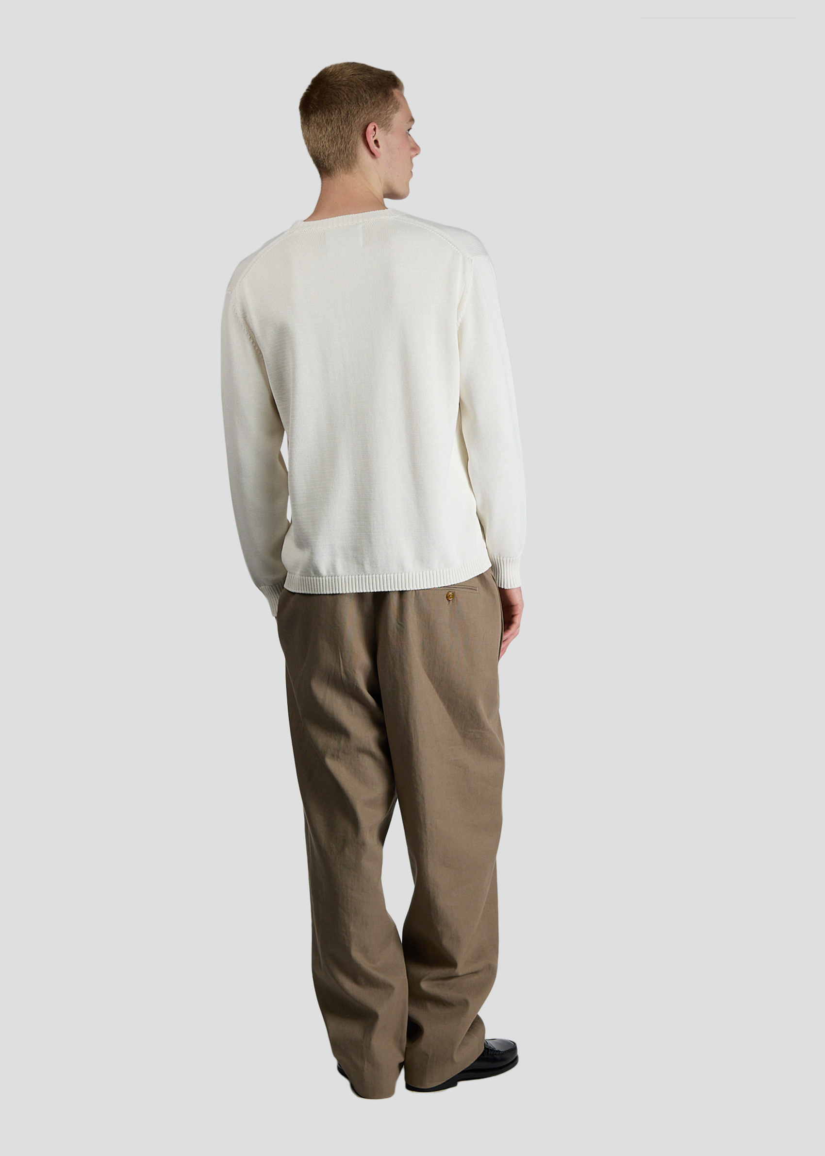 SEVEN GAUGE: COTTON PULLOVER V-NECK CREAM