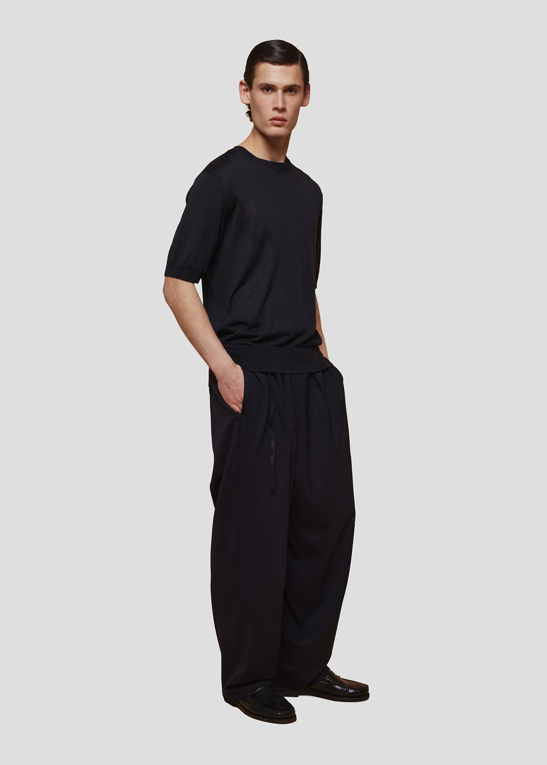 SEVEN GAUGE: PULLOVER LYOCELL GIROCOLLO M/C NERO