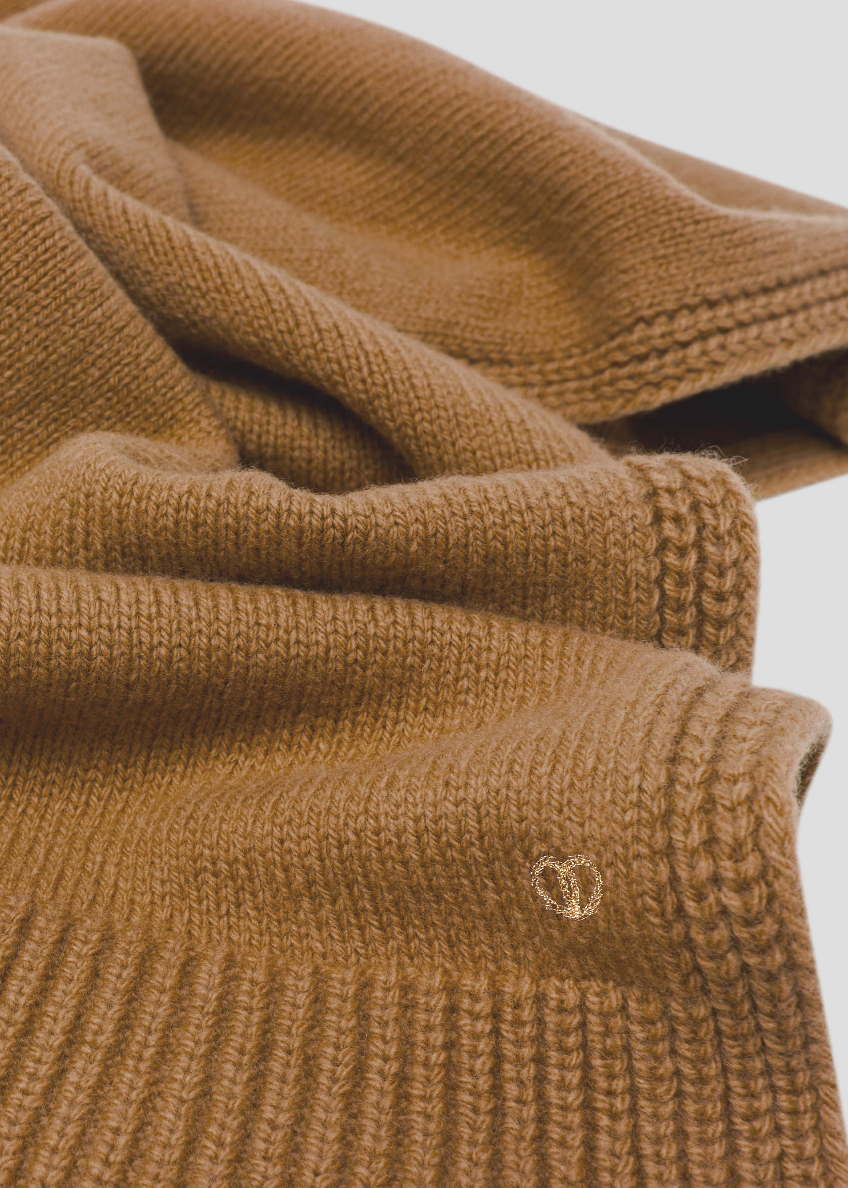 SEVEN GAUGE: SCIARPA IN MAGLIA CAMMELLO