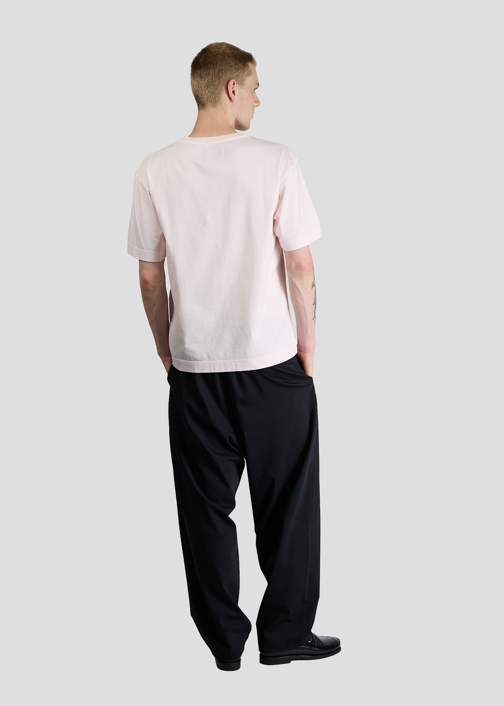 SEVEN GAUGE: T-SHIRT SCOLLO A V MANICA CORTA ROSA CHIARO